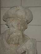 la tête de la statue de saint Jacques restaurée